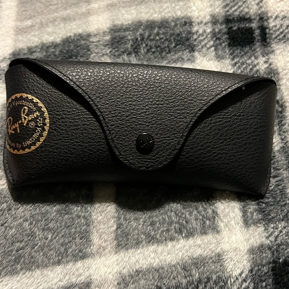 Ray-Bans - Picture 9 of 12